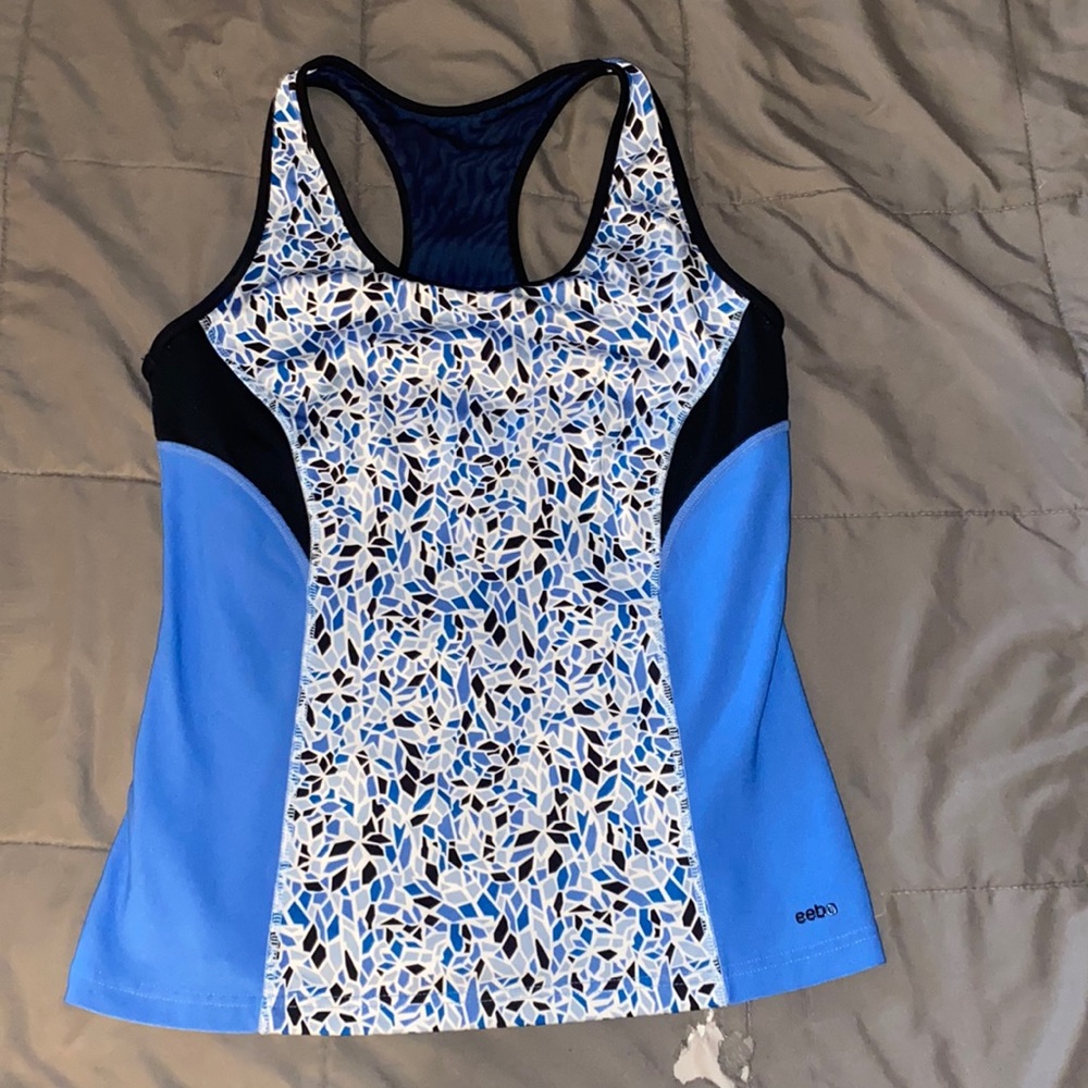 Women’s Reebok work out tank top size medium